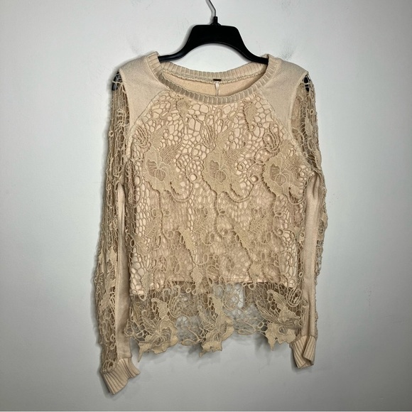 Free People tan crocheted lace overlay top open back women’s size small trendy - Picture 2 of 6